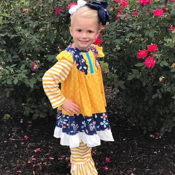 Other - Girls 2pc Outfit